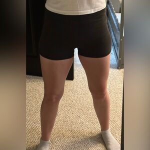 CLASSIC VICTORIAS SECRET PINK YOGA SHORTS